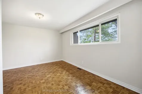 57 Godstone Road Toronto ON M2J 3C8
