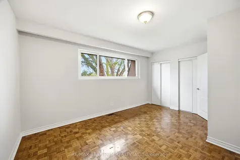 57 Godstone Road Toronto ON M2J 3C8