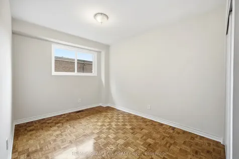 57 Godstone Road Toronto ON M2J 3C8