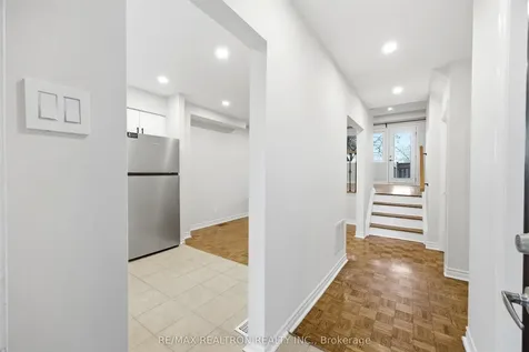 57 Godstone Road Toronto ON M2J 3C8