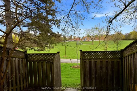 57 Godstone Road Toronto ON M2J 3C8