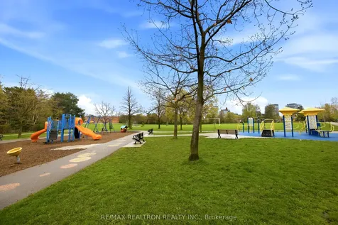57 Godstone Road Toronto ON M2J 3C8