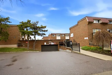 57 Godstone Road Toronto ON M2J 3C8