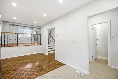 57 Godstone Road Toronto ON M2J 3C8