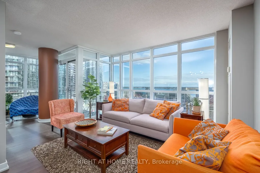 10 Capreol Court Toronto ON M5V 4B3