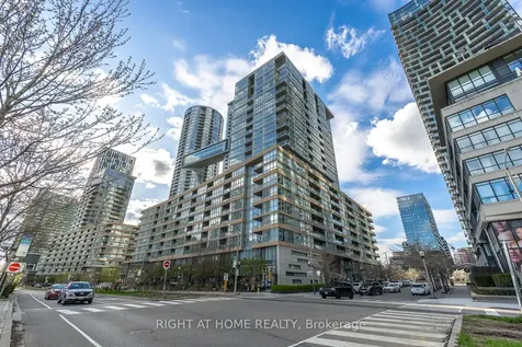 10 Capreol Court Toronto ON M5V 4B3