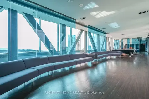 10 Capreol Court Toronto ON M5V 4B3