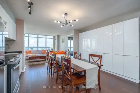 10 Capreol Court Toronto ON M5V 4B3