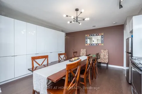 10 Capreol Court Toronto ON M5V 4B3