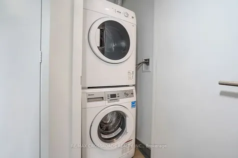 161 Roehampton Avenue Toronto ON M4P 0C8