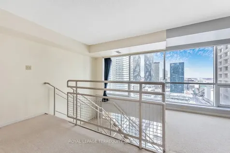 10 Yonge Street Toronto ON M5E 1R4