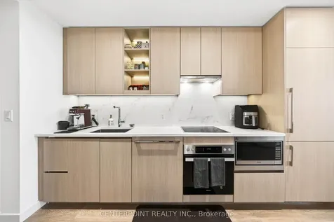 27 Mcmahon Drive Toronto ON M2K 0J2