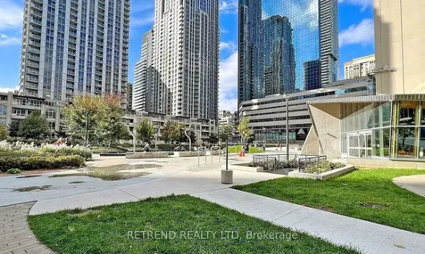 386 Yonge Street Toronto ON M5B 0A5