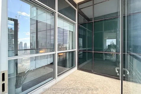 386 Yonge Street Toronto ON M5B 0A5