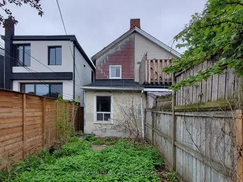 266 1/2 Euclid Avenue Toronto ON M6J 2K2