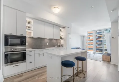 32 Davenport Road Toronto ON M5R 0B5