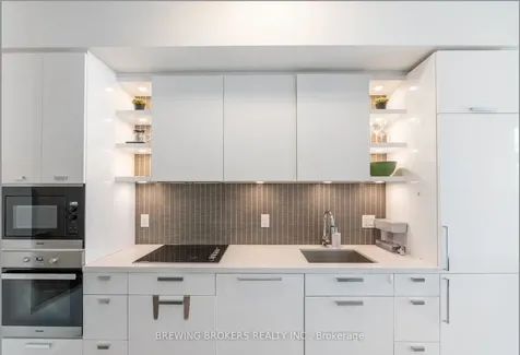 32 Davenport Road Toronto ON M5R 0B5