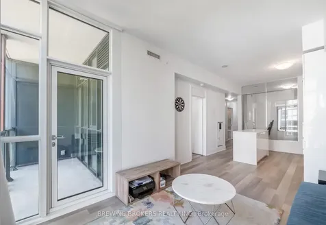 32 Davenport Road Toronto ON M5R 0B5