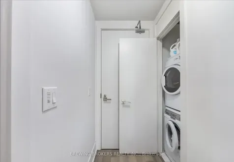 32 Davenport Road Toronto ON M5R 0B5