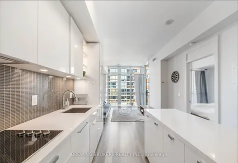 32 Davenport Road Toronto ON M5R 0B5