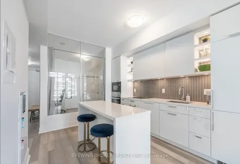 32 Davenport Road Toronto ON M5R 0B5