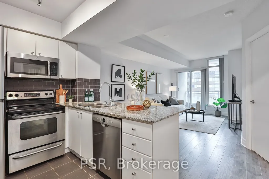 8 Scollard Street Toronto ON M5R 1M2