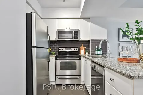 8 Scollard Street Toronto ON M5R 1M2