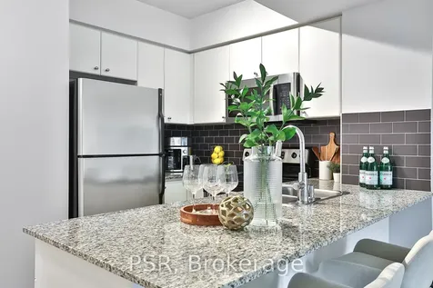 8 Scollard Street Toronto ON M5R 1M2