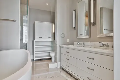 50 Yorkville Avenue Toronto ON M4W 0A3