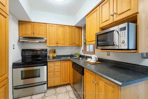 7 Cleveland Street Toronto ON M4S 2V9