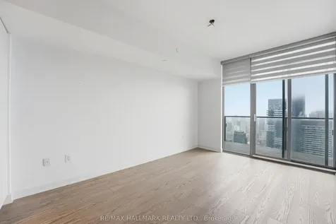 11 Wellesley Street W Toronto ON M4Y 0G4