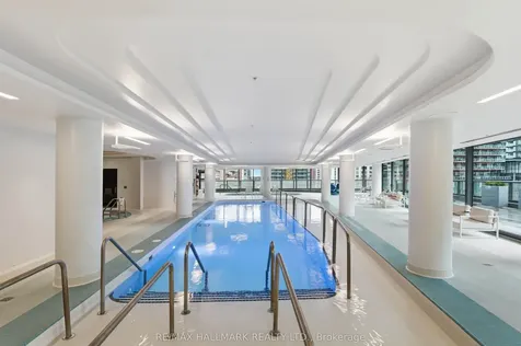 11 Wellesley Street W Toronto ON M4Y 0G4