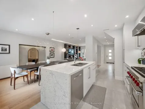 185 Glen Cedar Road Toronto ON M6C 3G9