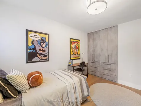 185 Glen Cedar Road Toronto ON M6C 3G9