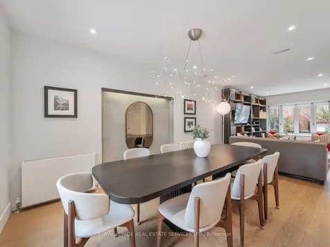 185 Glen Cedar Road Toronto ON M6C 3G9