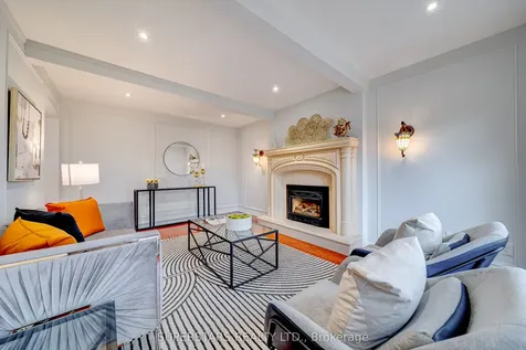 76 Hobart Drive Toronto ON M2J 3J7