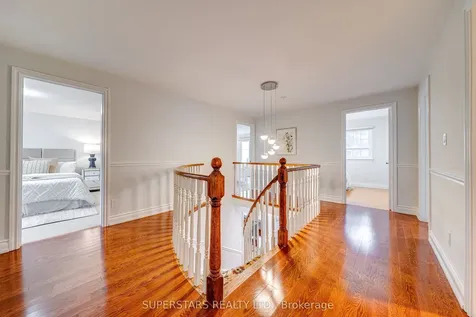 76 Hobart Drive Toronto ON M2J 3J7
