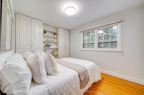 76 Hobart Drive Toronto ON M2J 3J7