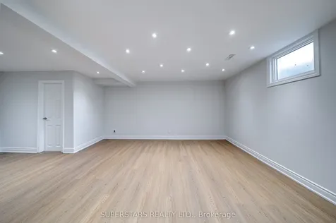 76 Hobart Drive Toronto ON M2J 3J7