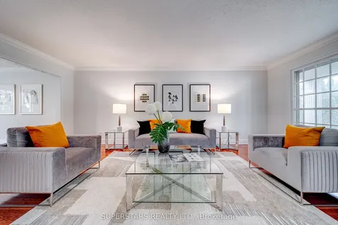76 Hobart Drive Toronto ON M2J 3J7