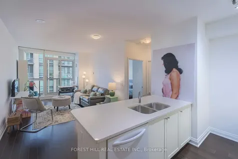 530 St Clair Avenue W Toronto ON M6C 0A2