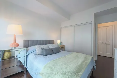 530 St Clair Avenue W Toronto ON M6C 0A2