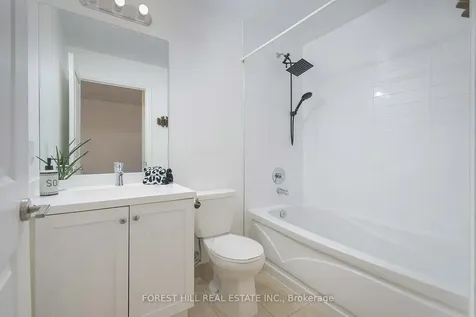 530 St Clair Avenue W Toronto ON M6C 0A2