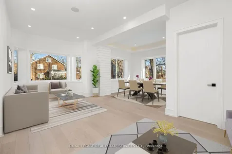 1352 Mount Pleasant Road Toronto ON M4N 2T5