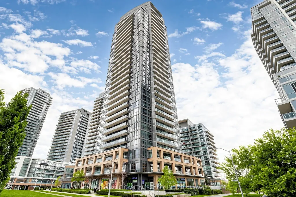 56 Forest Manor Road Toronto ON M2J 0E5