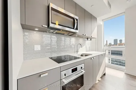 56 Forest Manor Road Toronto ON M2J 0E5