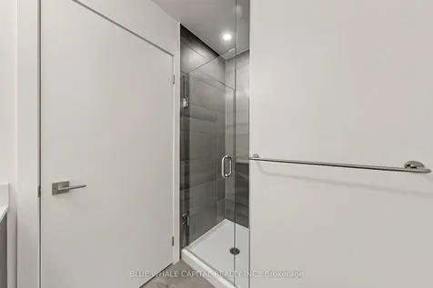 56 Forest Manor Road Toronto ON M2J 0E5