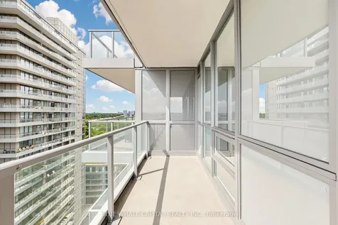 56 Forest Manor Road Toronto ON M2J 0E5