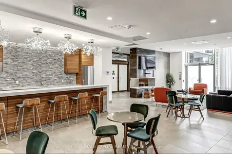 56 Forest Manor Road Toronto ON M2J 0E5