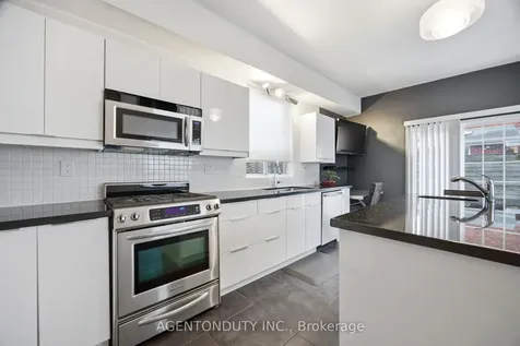 269 Claremont Street Toronto ON M6J 2N1